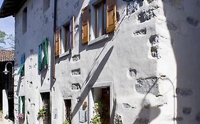 Cà mea Dina Apartments